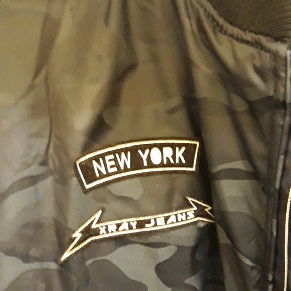 Jacket - Picture 4 of 7